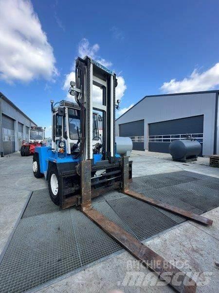 Svetruck 1260-28 Дизелови камиони