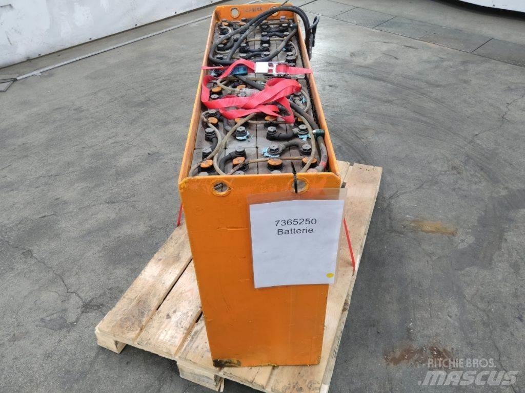  Avb 48V620AH Вилични кари-повдигачи - други