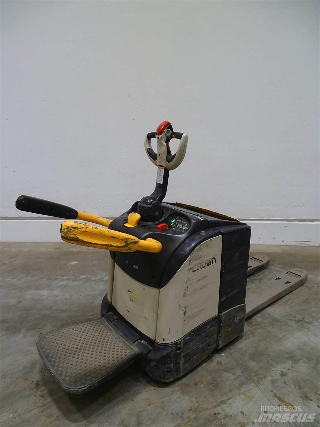 Crown WT3040 Нископовдигач