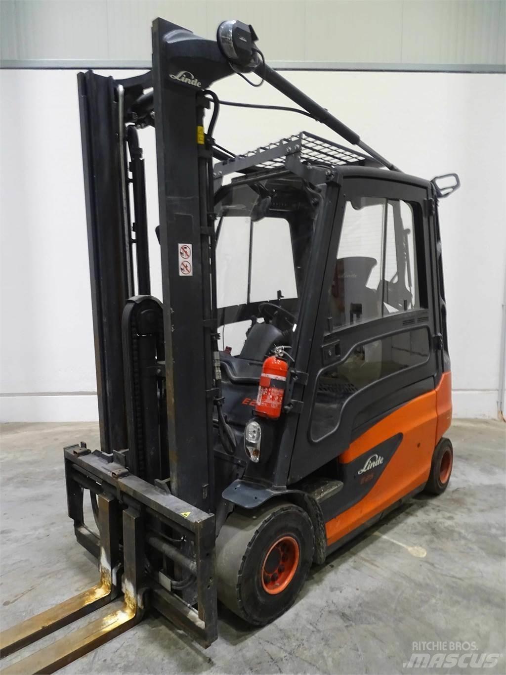 Linde E25L-01 Електрически вилични кари-повдигачи