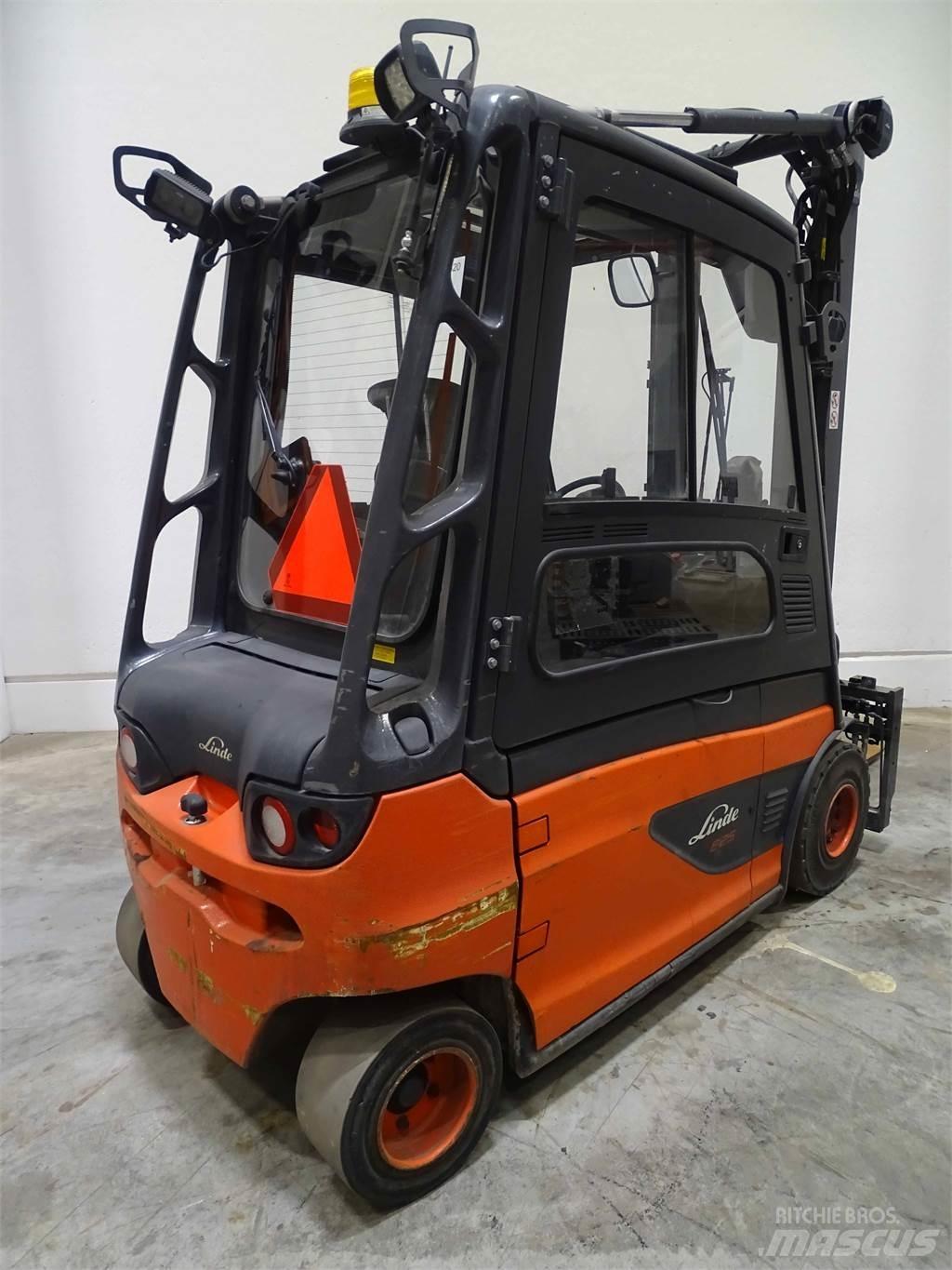 Linde E25L-01 Електрически вилични кари-повдигачи