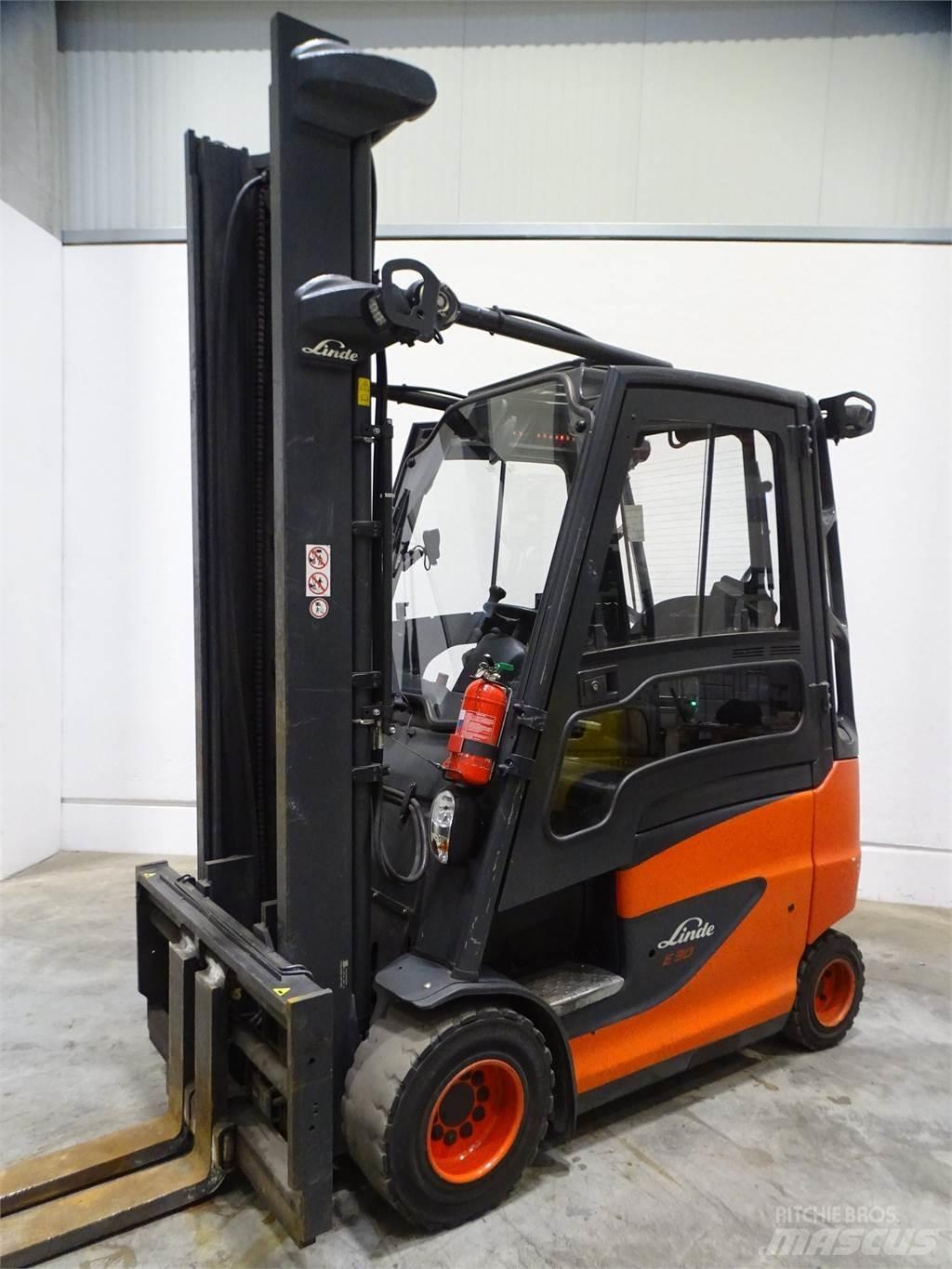 Linde E30H-01/600 Електрически вилични кари-повдигачи