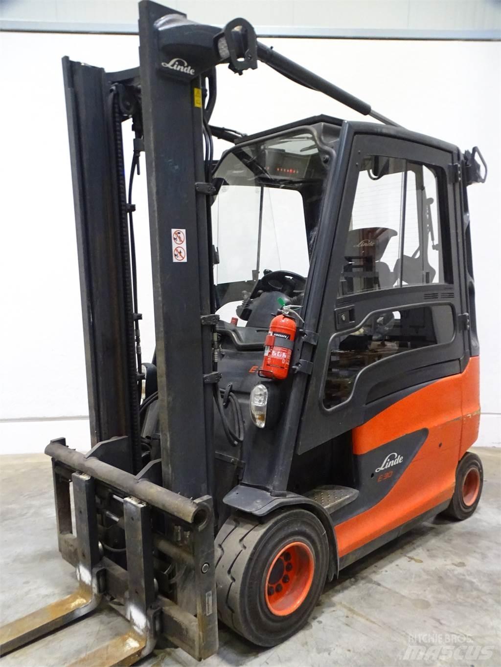 Linde E30HL Електрически вилични кари-повдигачи