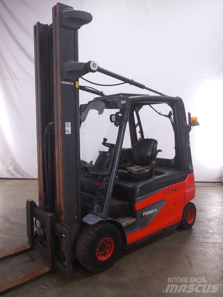 Linde E30L-01 Електрически вилични кари-повдигачи