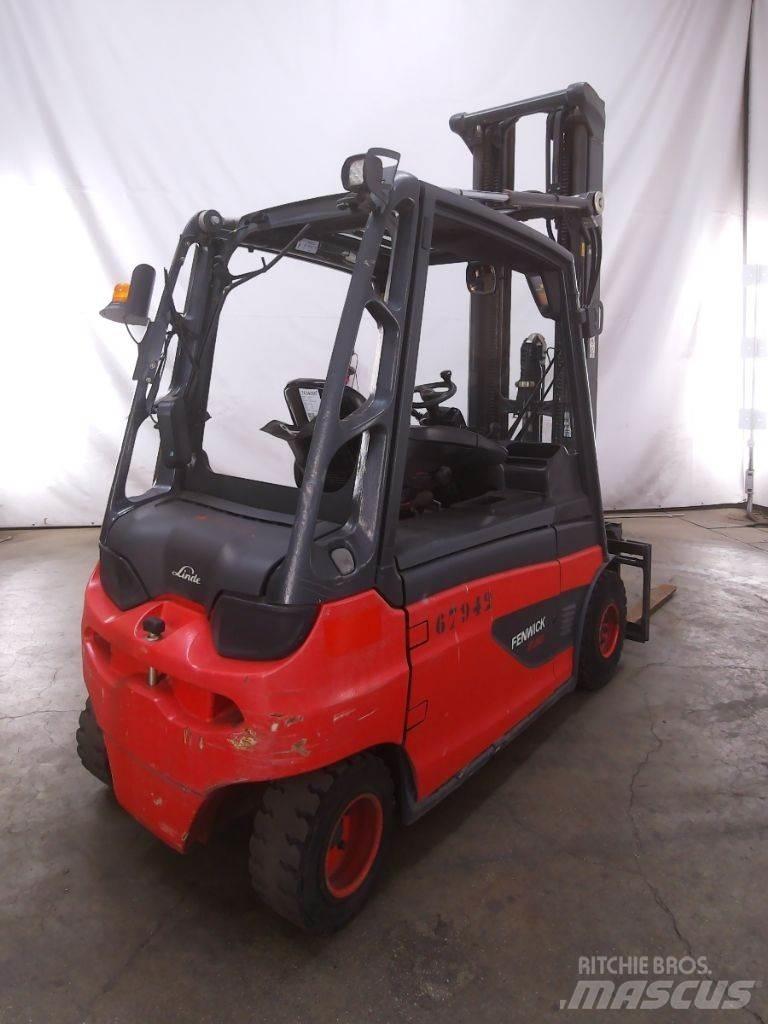 Linde E30L-01 Електрически вилични кари-повдигачи