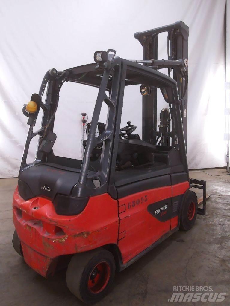 Linde E30L-01 Електрически вилични кари-повдигачи