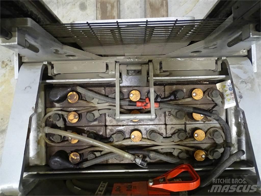 Still EXD-S20 Колички високоповдигачи с теглич