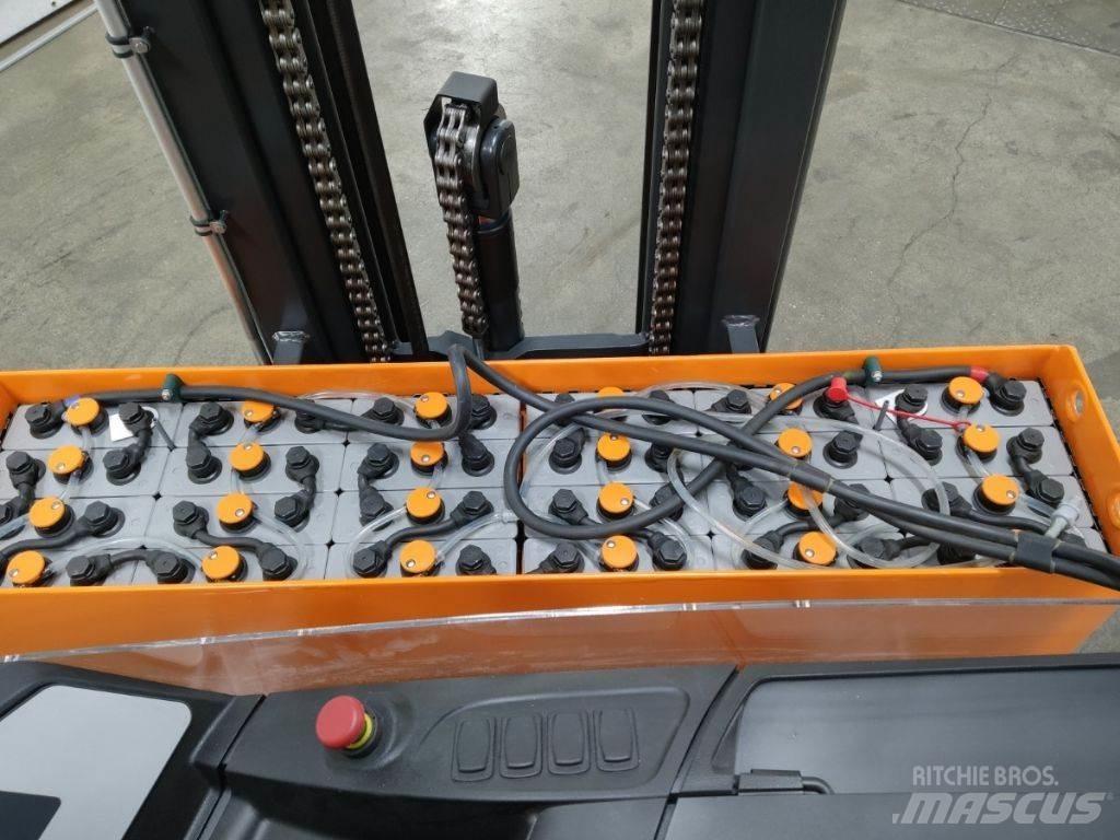 Still FM-X10 Ретрак/ Високоповдигач с изместване на вилката напред