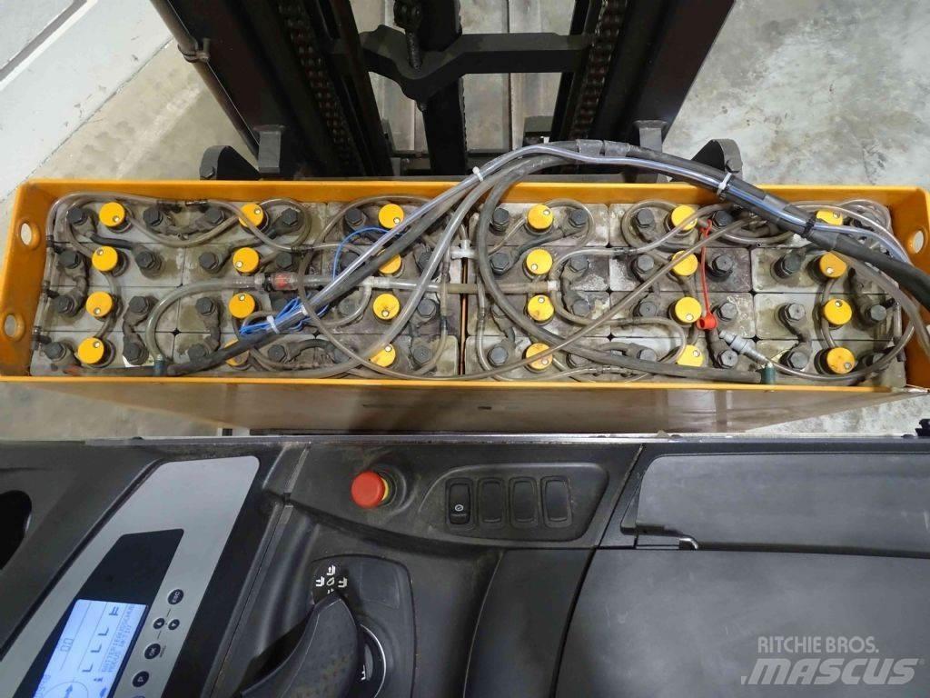 Still FM-X12 Ретрак/ Високоповдигач с изместване на вилката напред