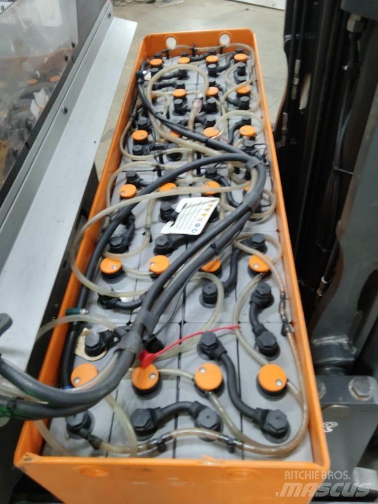 Still FM-X14 Ретрак/ Високоповдигач с изместване на вилката напред