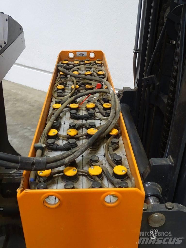 Still FM-X14 Ретрак/ Високоповдигач с изместване на вилката напред
