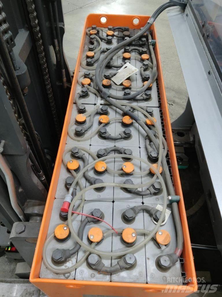 Still FM-X14 Ретрак/ Високоповдигач с изместване на вилката напред