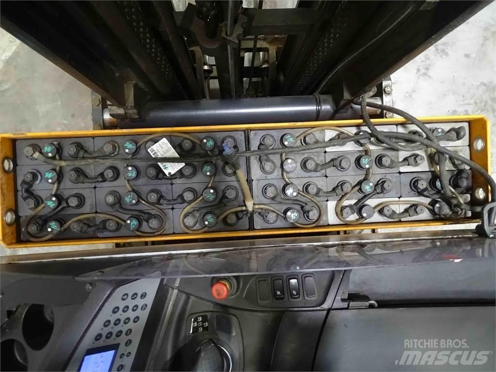 Still FM-X14 Ретрак/ Високоповдигач с изместване на вилката напред