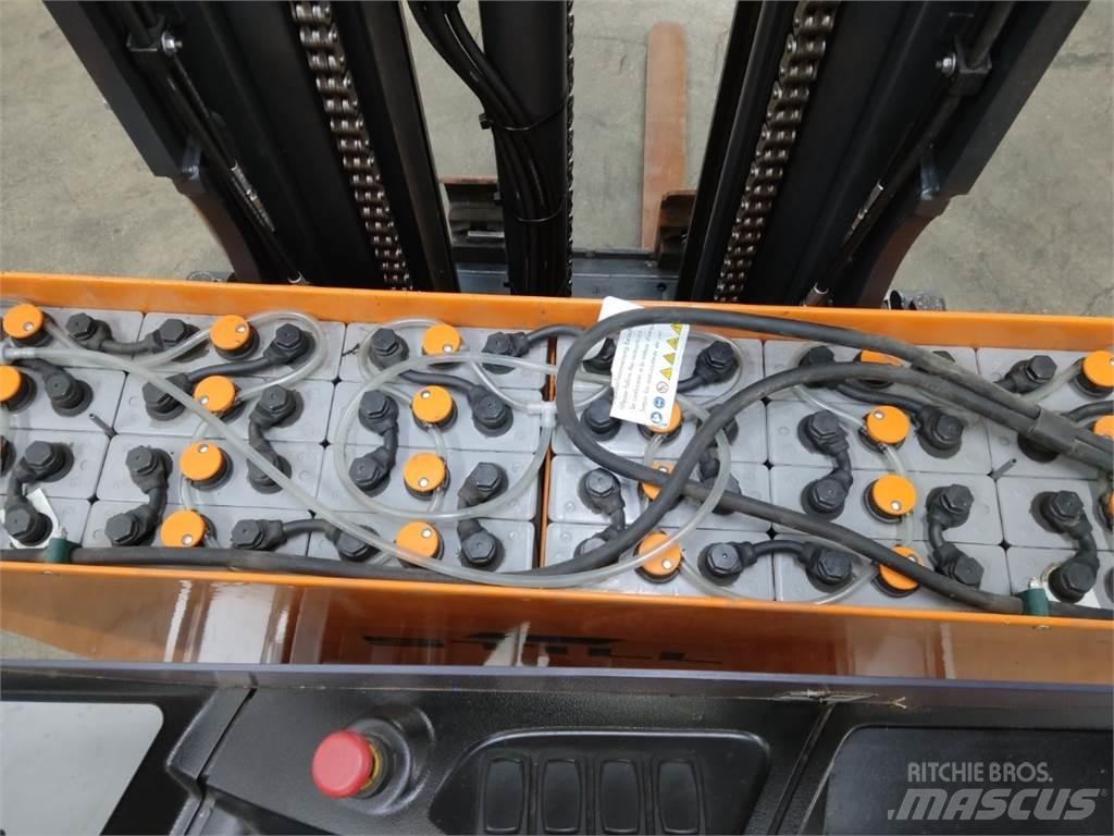Still FM-X14 Ретрак/ Високоповдигач с изместване на вилката напред