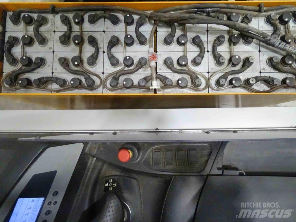 Still FM-X17 Ретрак/ Високоповдигач с изместване на вилката напред