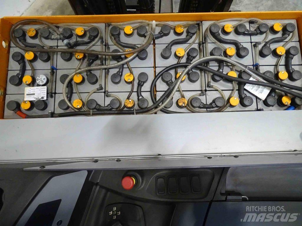 Still FM-X17 Ретрак/ Високоповдигач с изместване на вилката напред