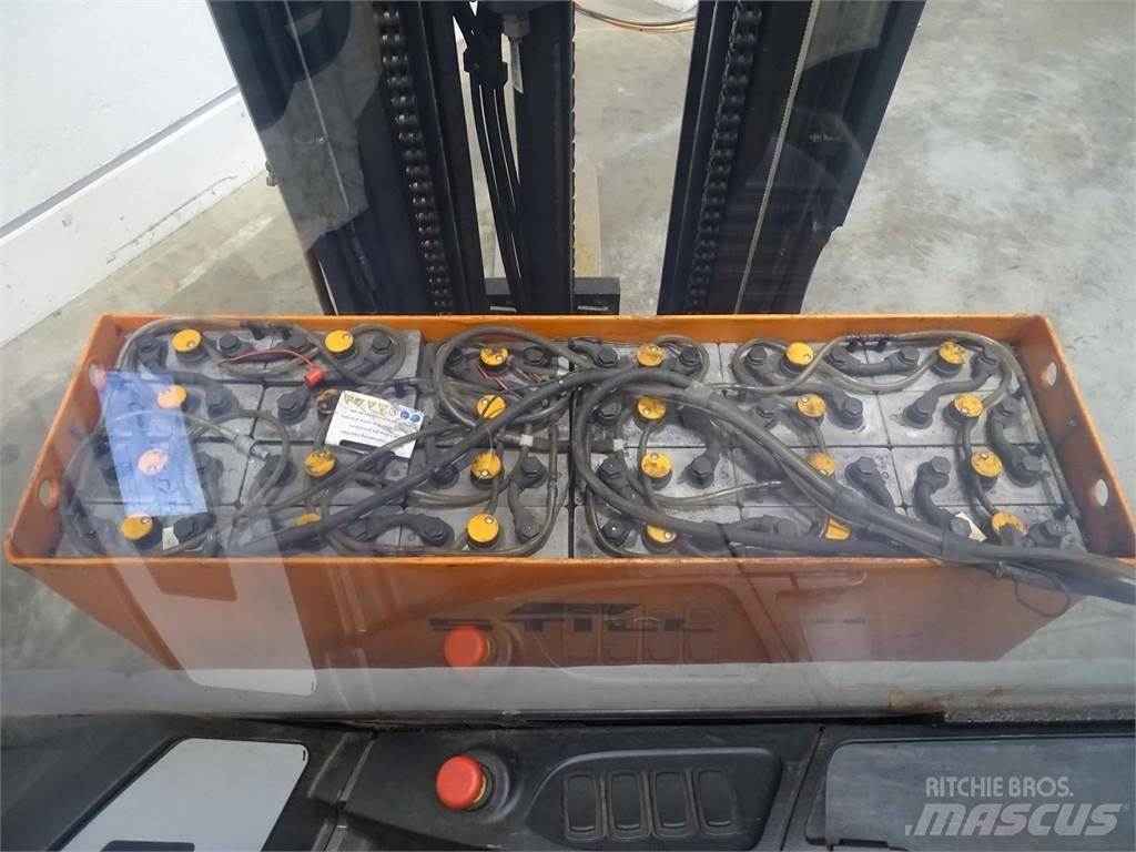 Still FM-X17 Ретрак/ Високоповдигач с изместване на вилката напред