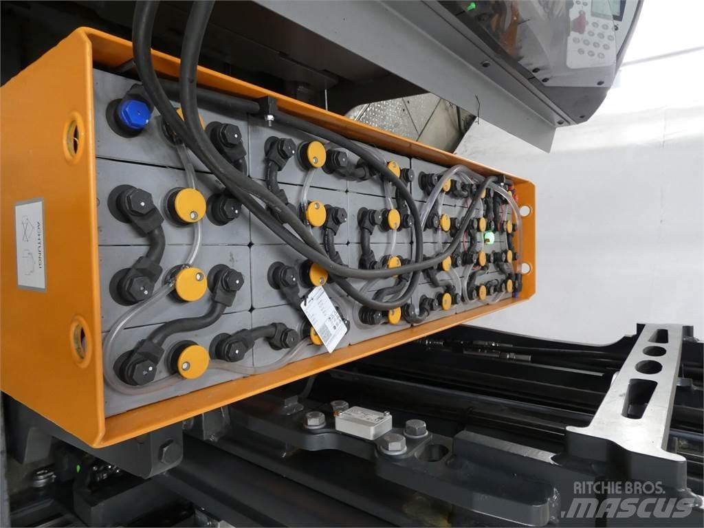 Still FM-X17 Ретрак/ Високоповдигач с изместване на вилката напред