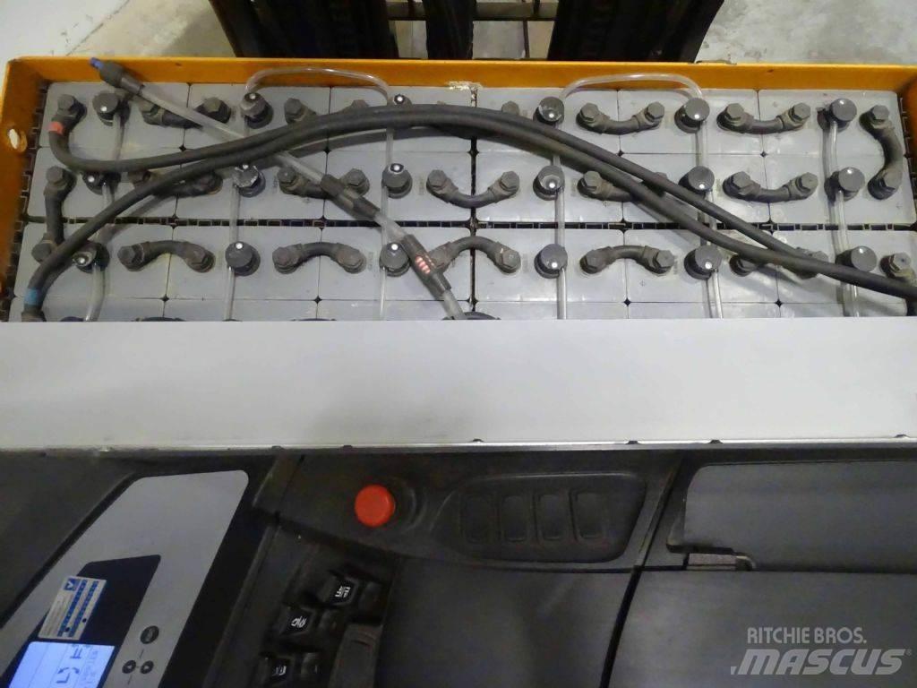 Still FM-X17 Ретрак/ Високоповдигач с изместване на вилката напред