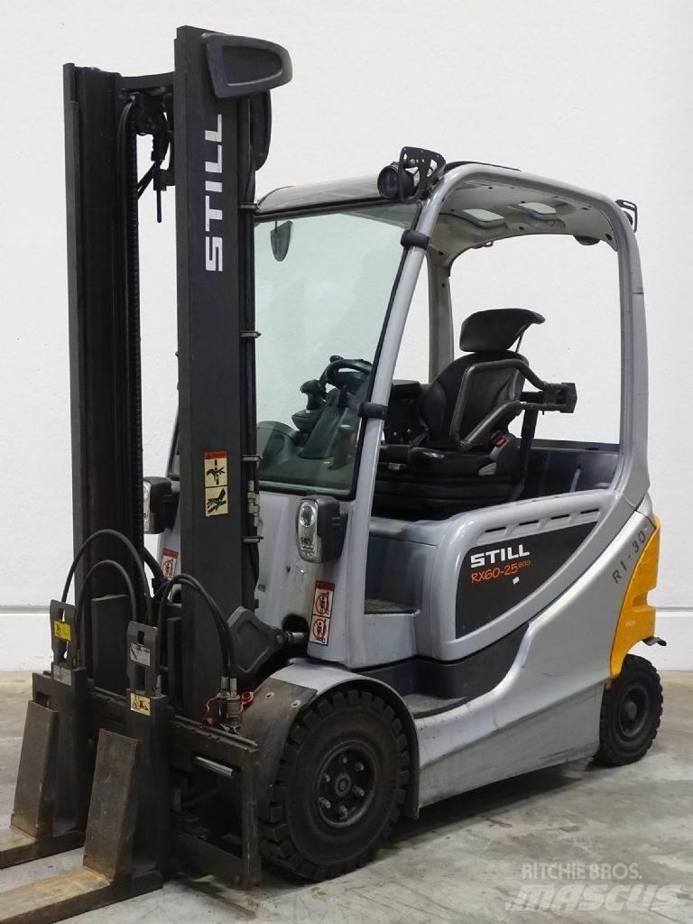 Still RX60-25/600 Електрически вилични кари-повдигачи