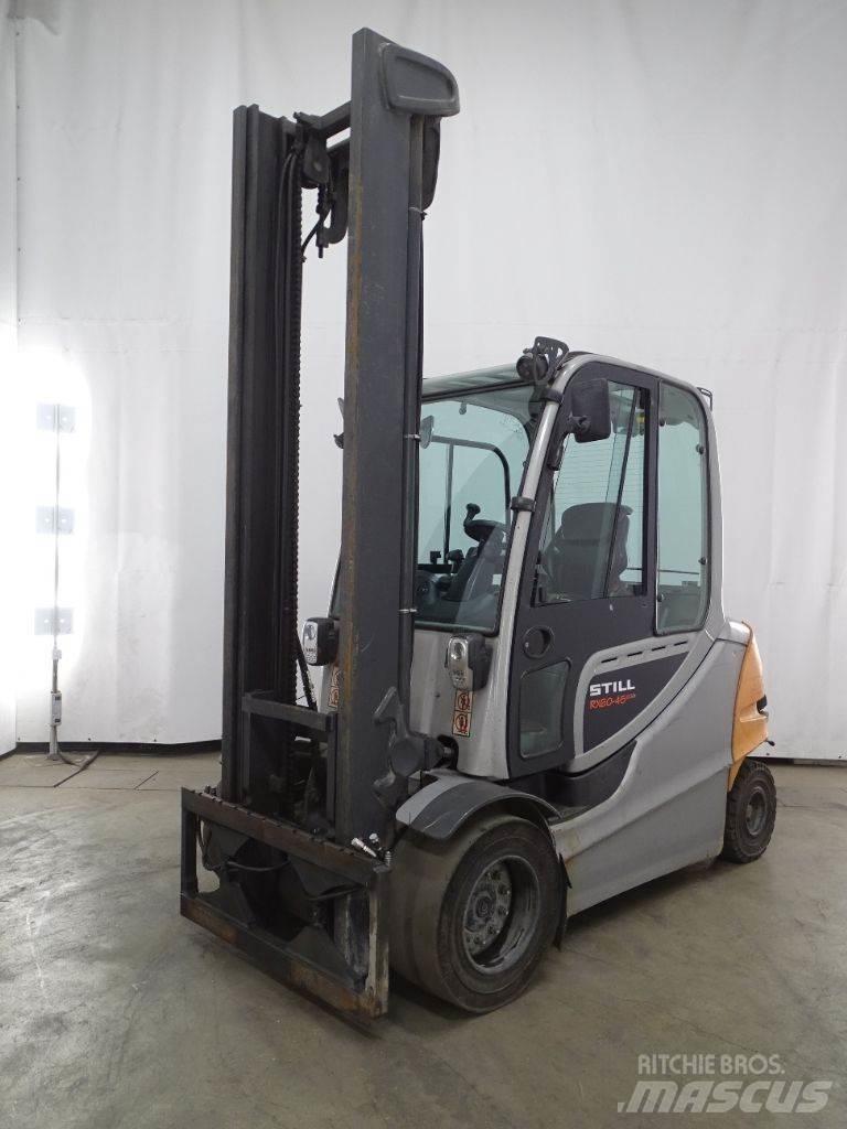Still RX60-45/600 Електрически вилични кари-повдигачи