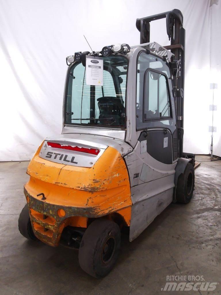 Still RX60-50/600 Електрически вилични кари-повдигачи