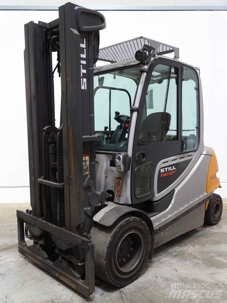 Still RX60-50/600 Електрически вилични кари-повдигачи