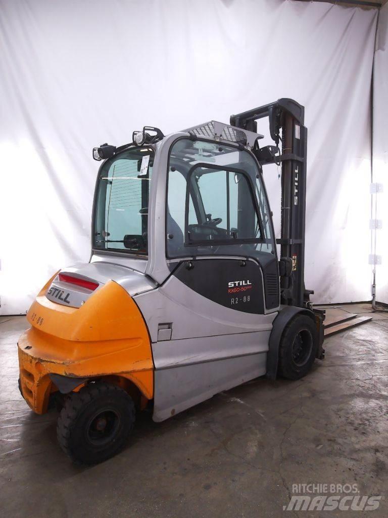 Still RX60-50/600 Електрически вилични кари-повдигачи