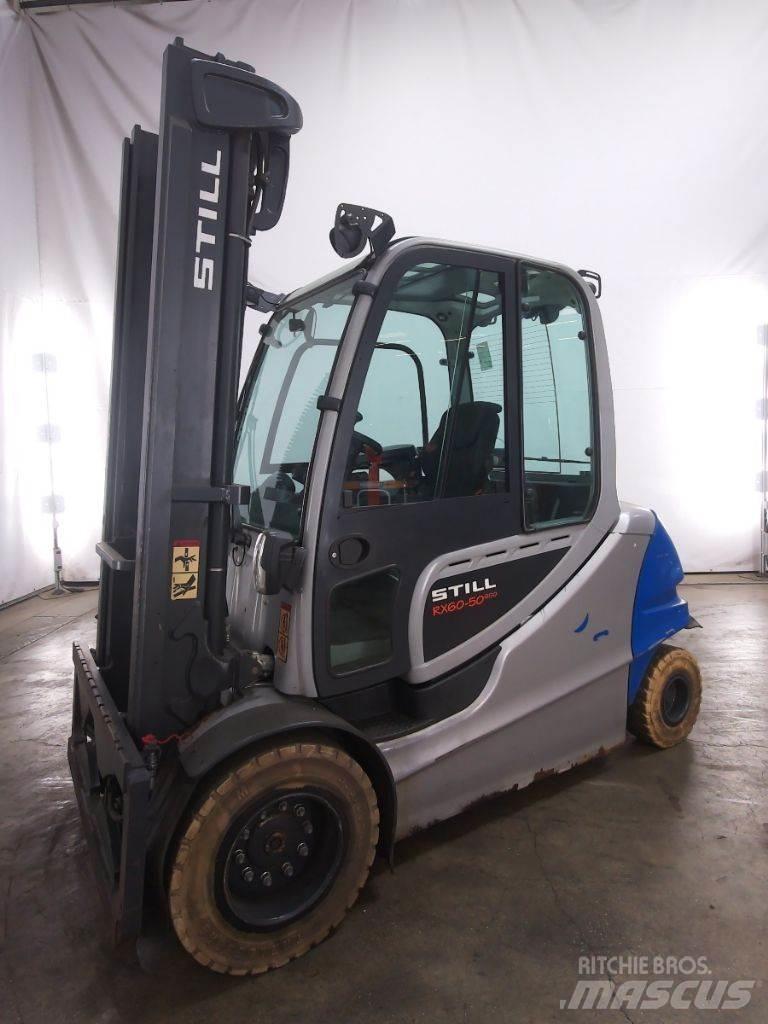 Still RX60-50/600 Електрически вилични кари-повдигачи