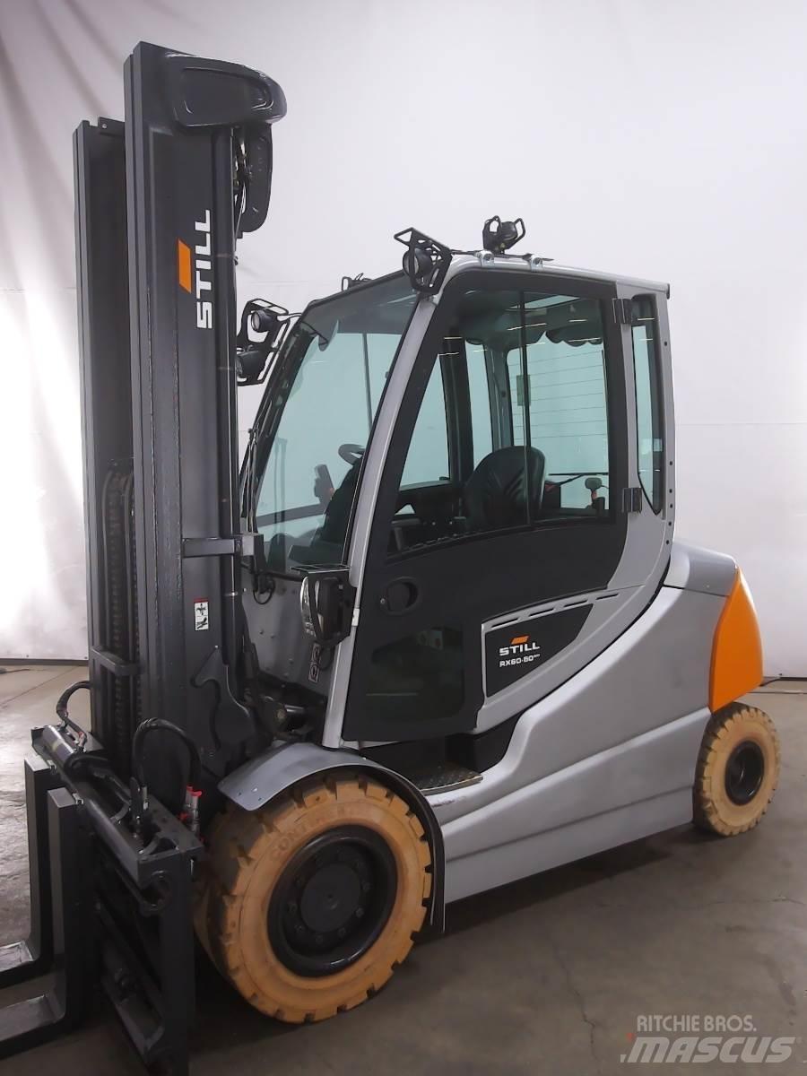 Still RX60-50/600 Електрически вилични кари-повдигачи