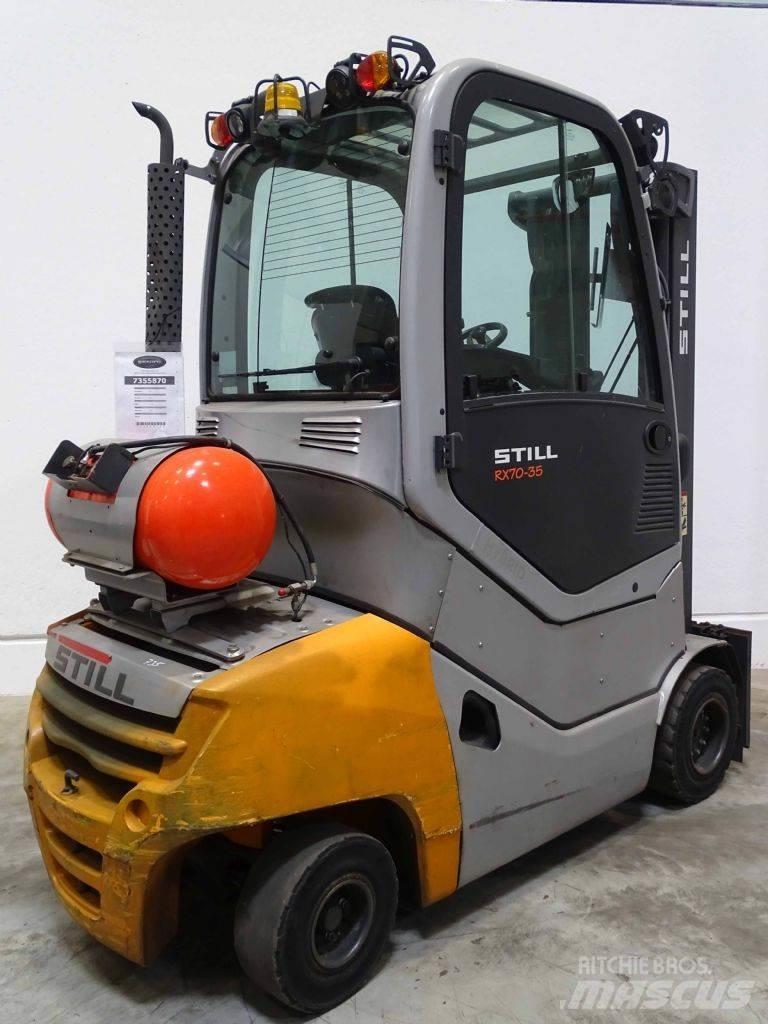 Still RX70-35T Камиони с АГУ