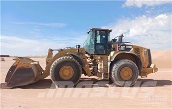 CAT 980M Колесни товарачи