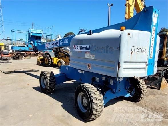 Genie S40 Телескопични повдигачи
