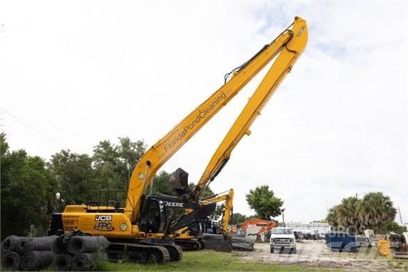 JCB JS370 Верижен екскаватор