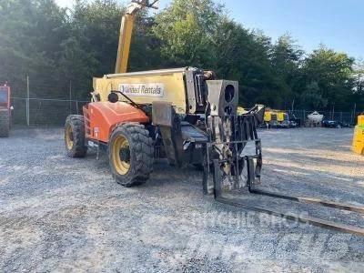 JLG 1055 Телескопични товарачи
