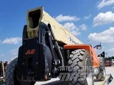 JLG 1055 Телескопични товарачи