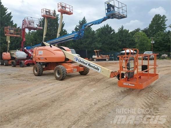 JLG 400S Телескопични повдигачи
