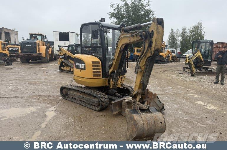 CAT 302.7DCR Мини екскаватори < 7 т