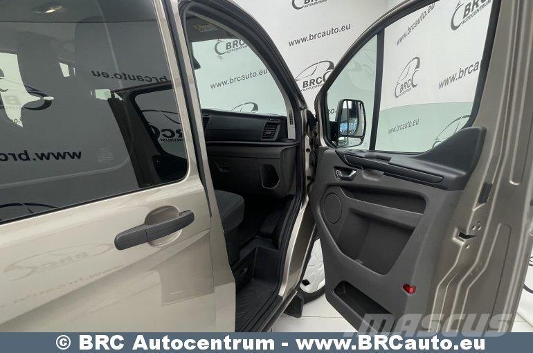 Ford Transit Custom Мини бусове