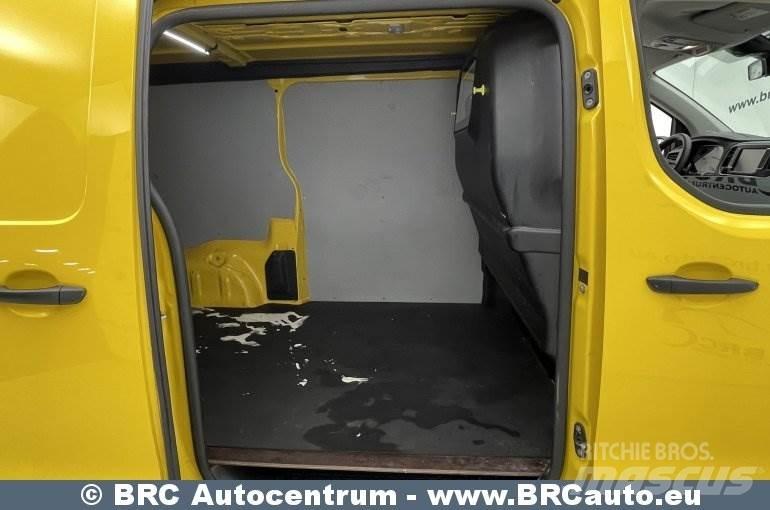 Opel Vivaro Фургони
