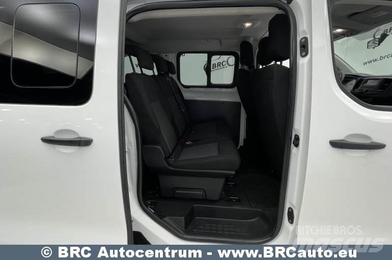 Opel Vivaro Мини бусове