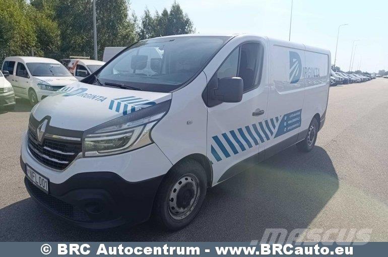 Renault Trafic Фургони
