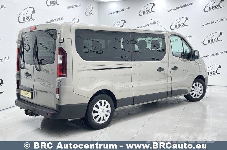 Renault Trafic Мини бусове
