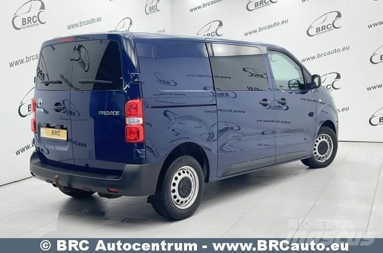Toyota Proace Фургони
