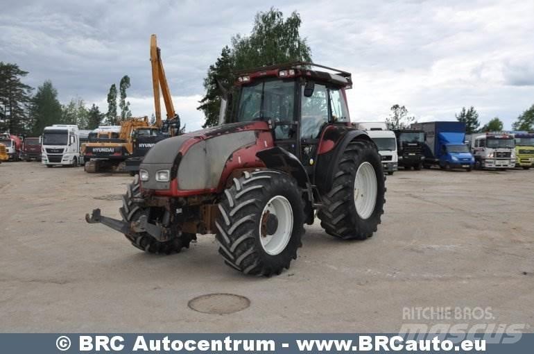 Valtra T190 Трактори
