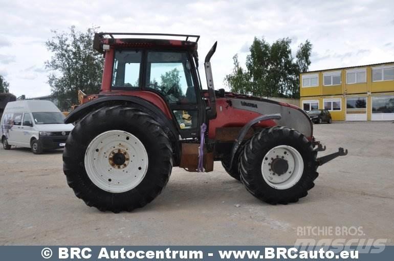 Valtra T190 Трактори