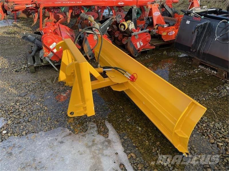  - - - Снегочистачки