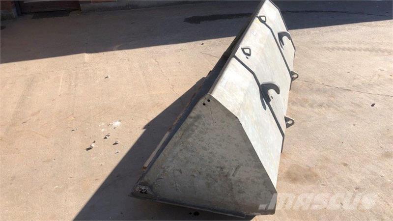 Fliegl  Челни товарачи и багери