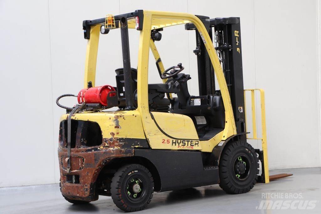 Hyster H2.5FT Камиони с АГУ