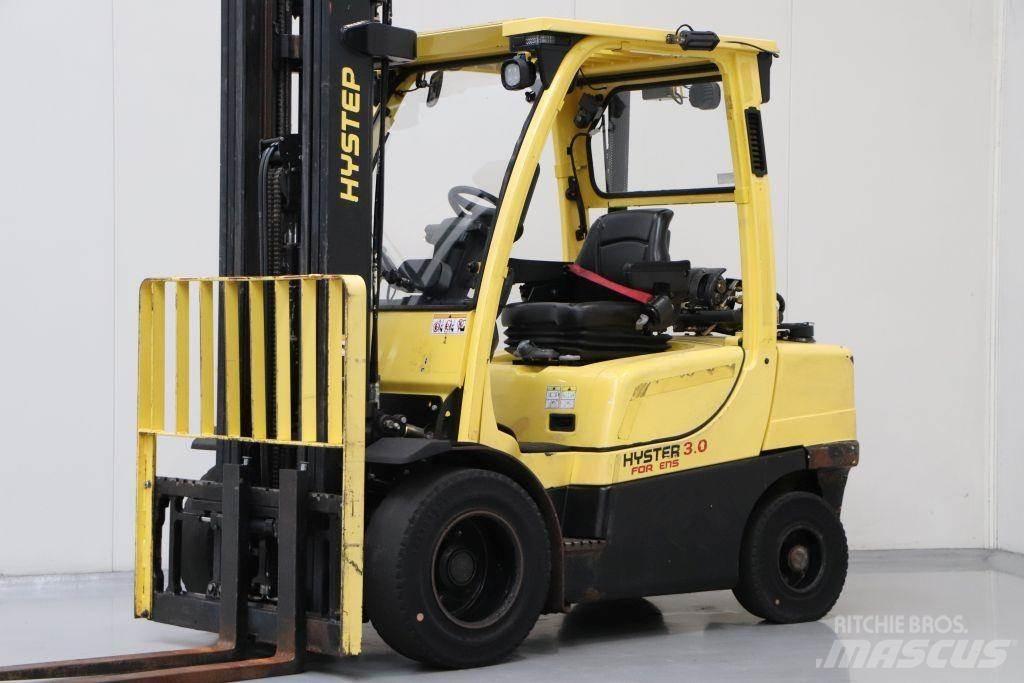 Hyster H3.0FT Камиони с АГУ
